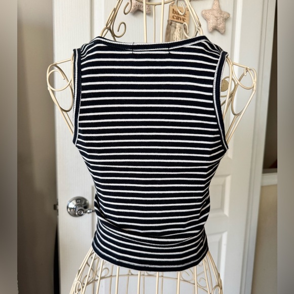 🖤 Bundle Deal 🖤 - Picture 3 of 4